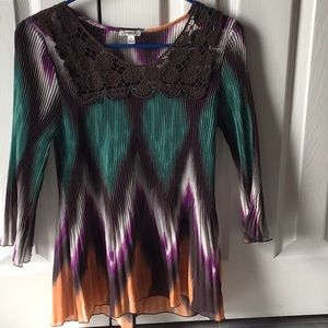 Nicola blouse size s
